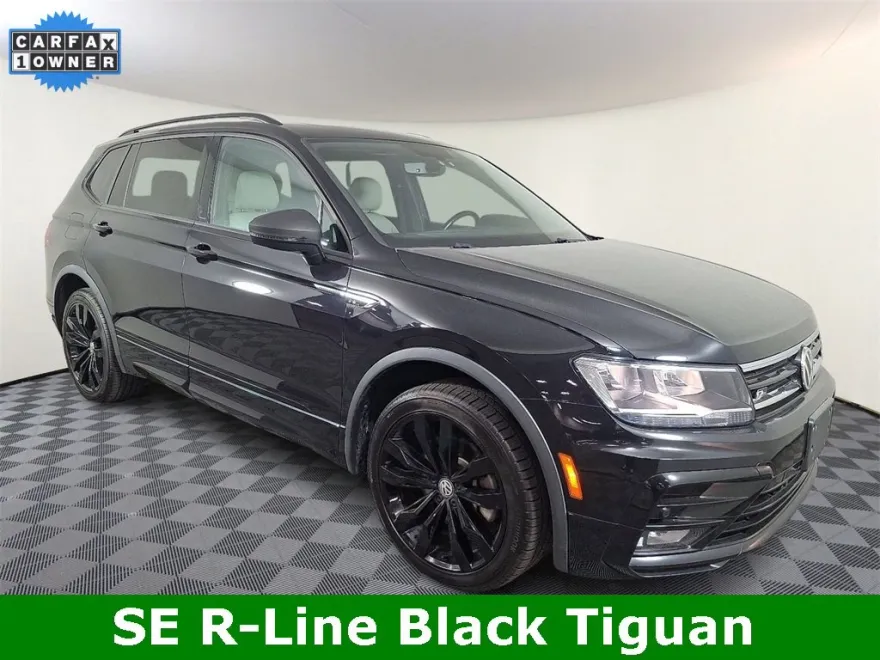 2021 Volkswagen Tiguan SE photo 1
