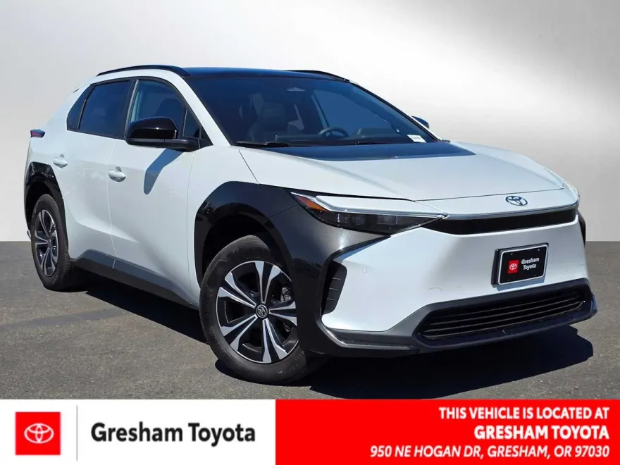 2023 Toyota bZ4X XLE photo 1