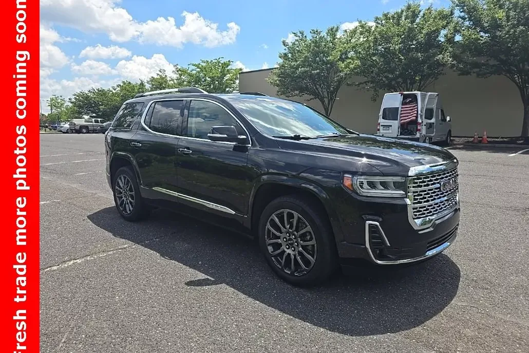2022 Gmc Acadia Denali photo 1