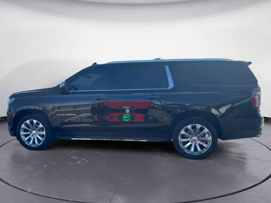 2021 Chevrolet Suburban Premier photo 1