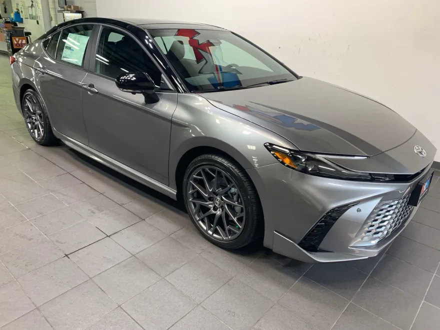 2025 Toyota Camry XSE photo 1