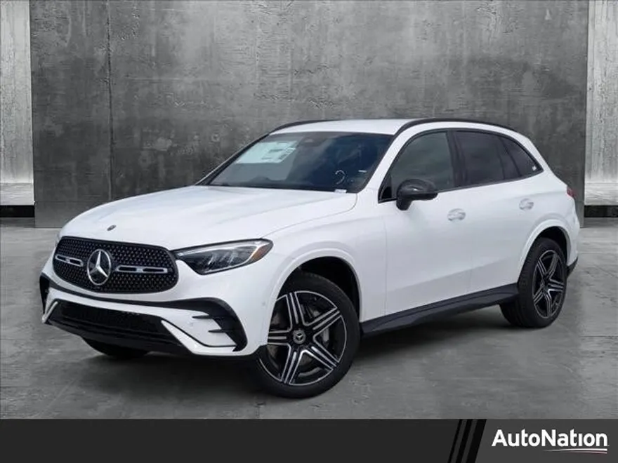 2025 Mercedes Benz GLC 300 AMG photo 1