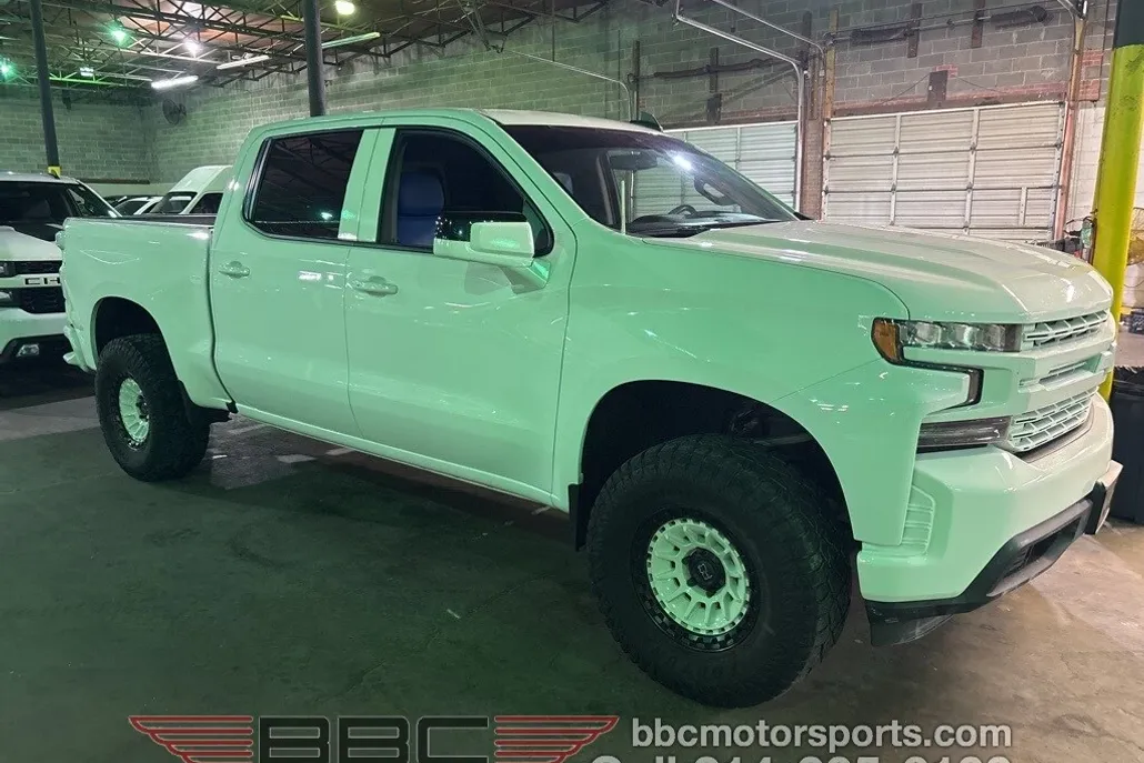 2020 Chevrolet Silverado 1500 LT Texas Edition photo 1