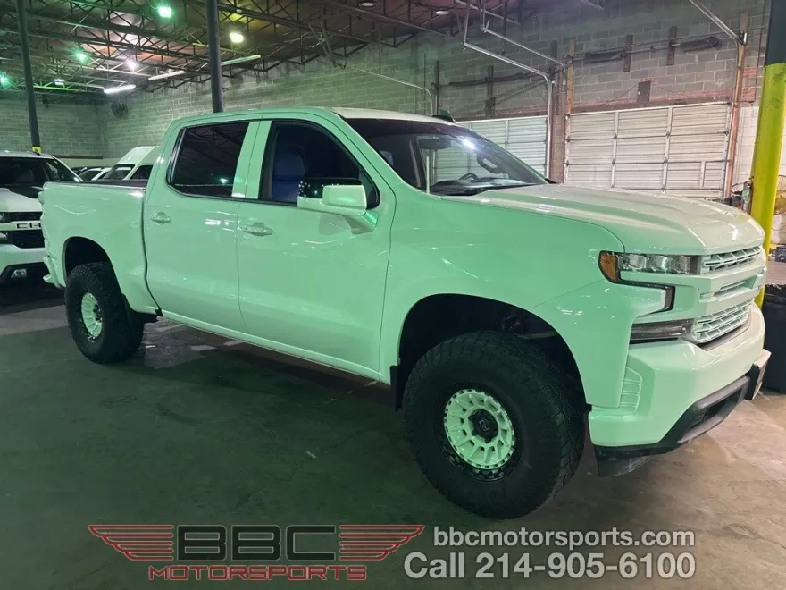 2020 Chevrolet Silverado 1500 LT Texas Edition photo 1