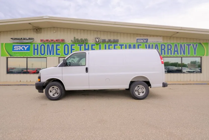 2025 Chevrolet Express Cargo 2500 Work Van photo 1