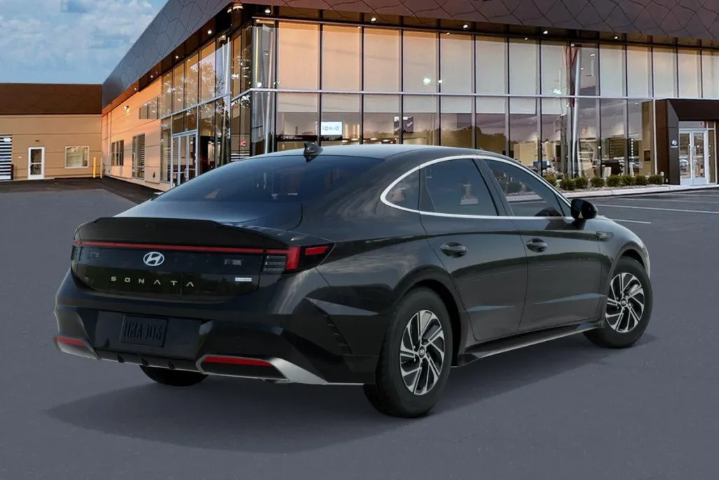 2026 Hyundai Sonata Hybrid Blue photo 1