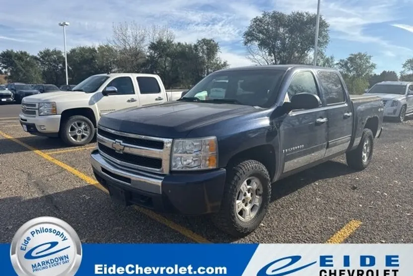 2009 Chevrolet Silverado 1500 LT photo 1