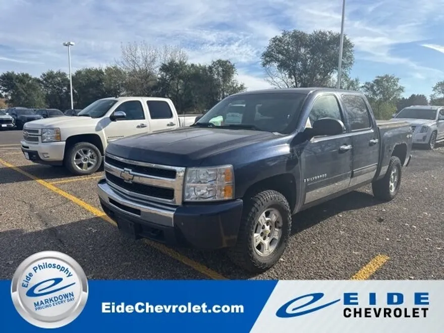 2009 Chevrolet Silverado 1500 LT photo 1