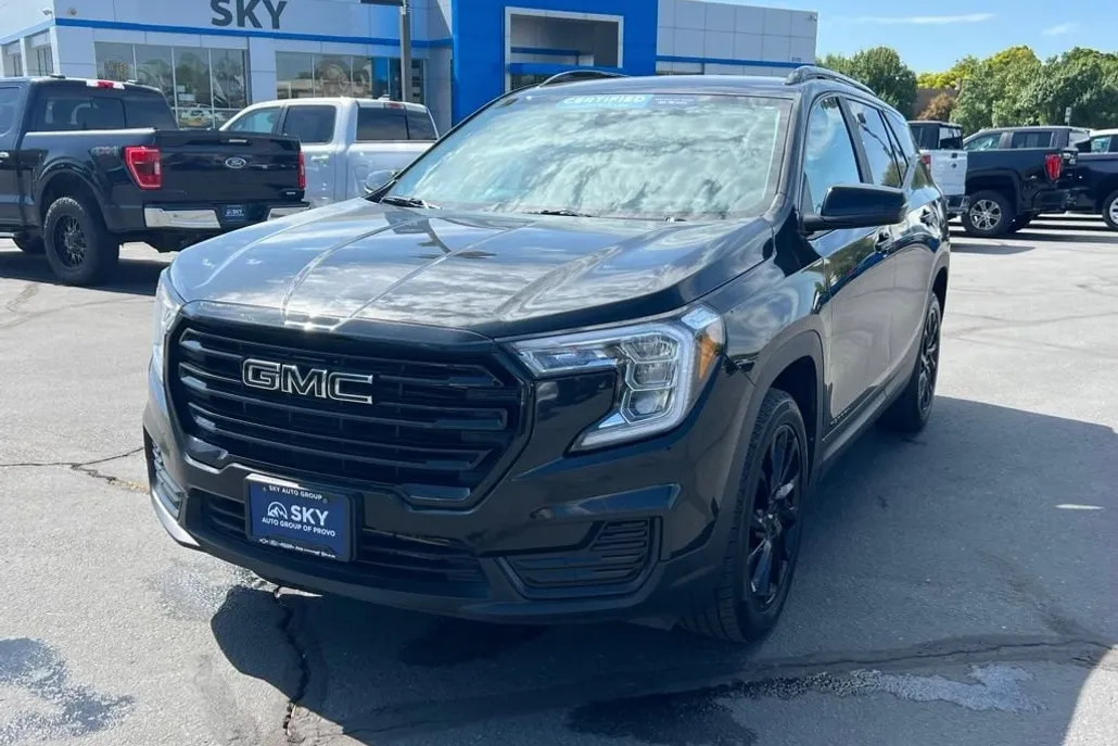 2023 Gmc Terrain SLE photo 1