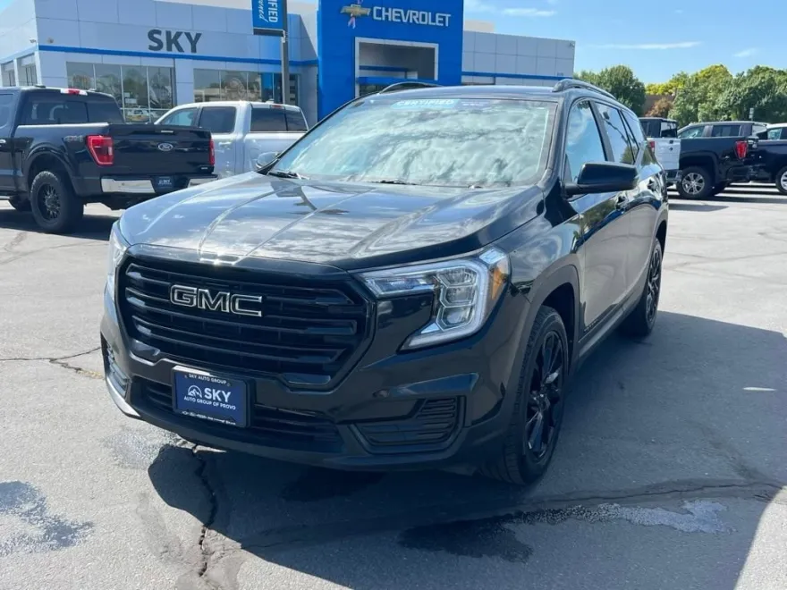 2023 Gmc Terrain SLE photo 1