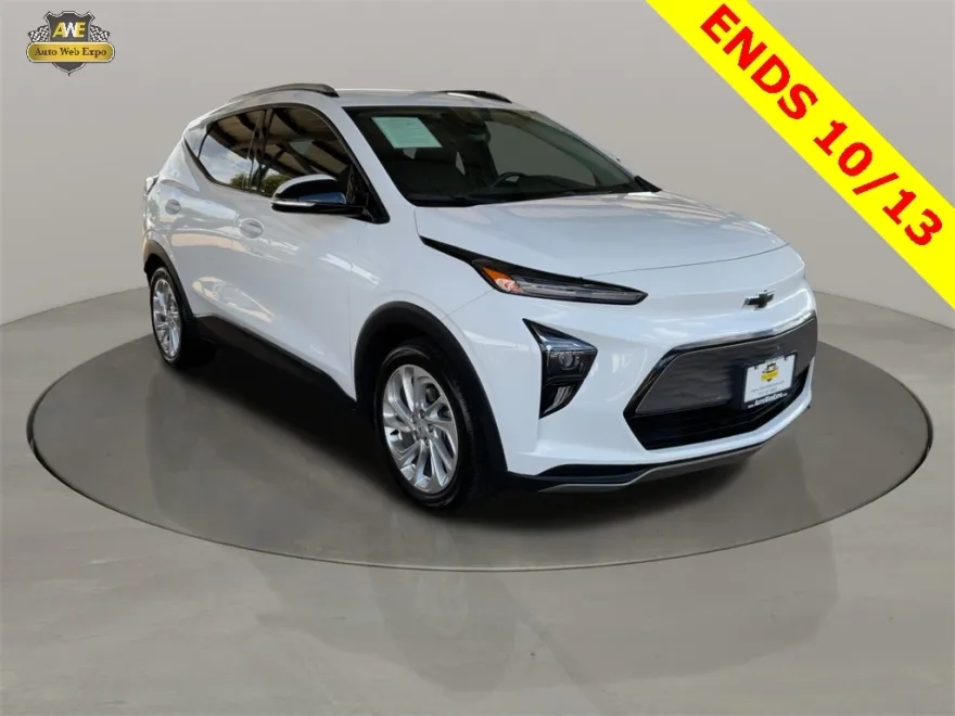 2023 Chevrolet Bolt EUV 2LT photo 1