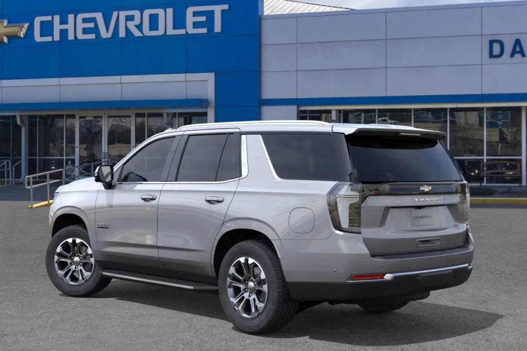 2025 Chevrolet Tahoe LT photo 1