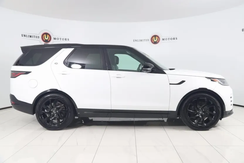 2023 Land Rover Discovery S R-Dynamic photo 1