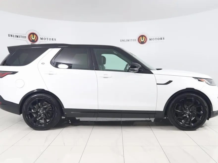 2023 Land Rover Discovery S R-Dynamic photo 1