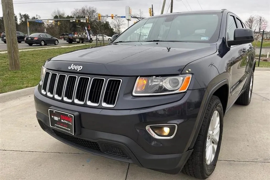 2015 Jeep Grand Cherokee Laredo photo 1