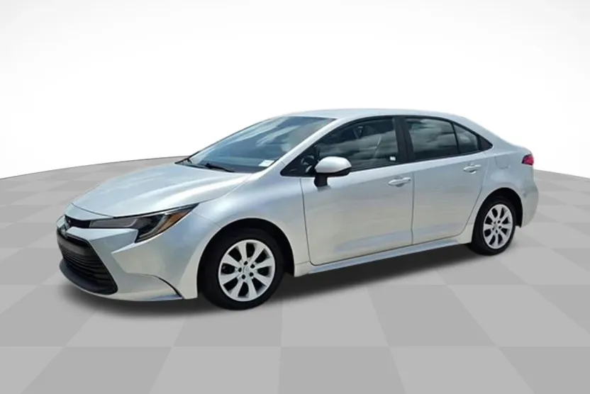 2023 Toyota Corolla LE photo 1