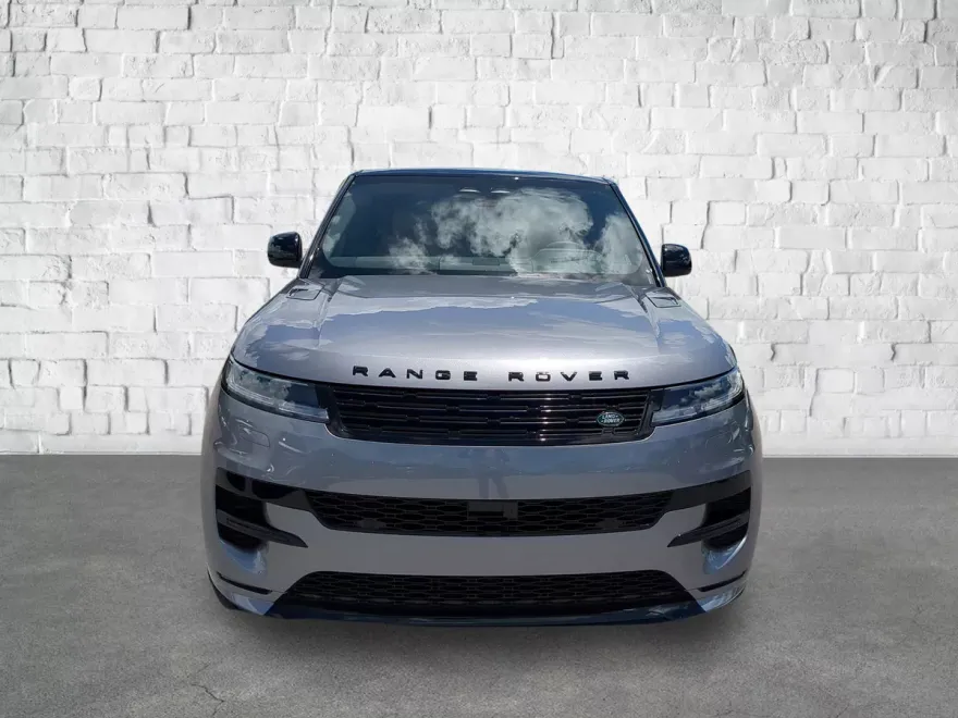2025 Land Rover Range Rover Sport SE photo 1