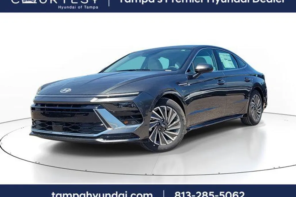 2025 Hyundai Sonata Hybrid SEL photo 1