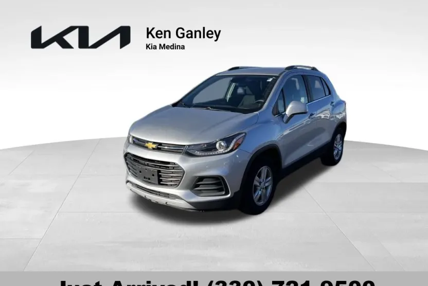 2017 Chevrolet Trax LT photo 1