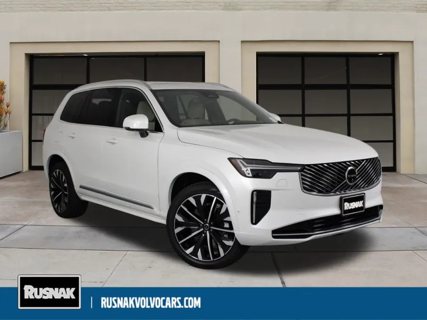 2026 Volvo XC90 Plus photo 1