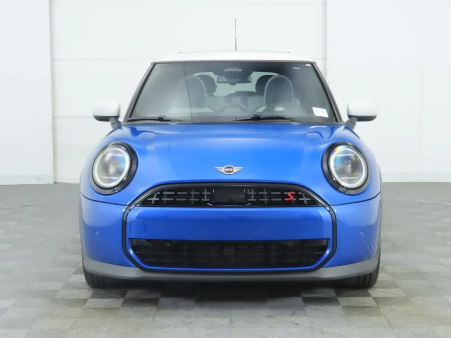 2026 Mini Cooper 2 Door Hardtop Signature photo 1