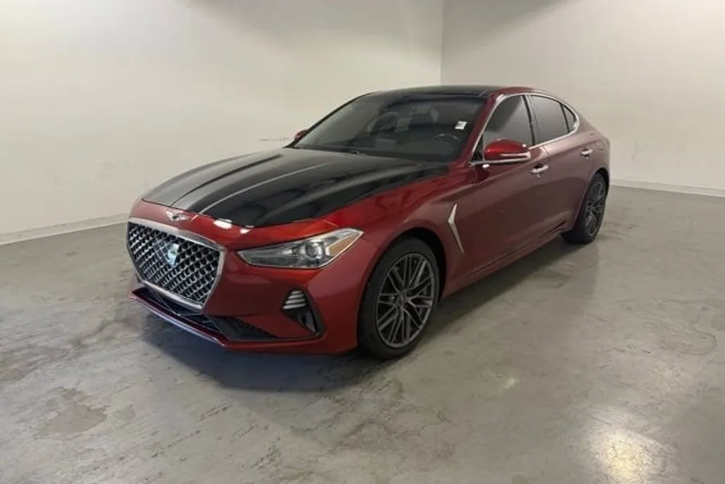 2019 Genesis G70 2.0T Advanced photo 1