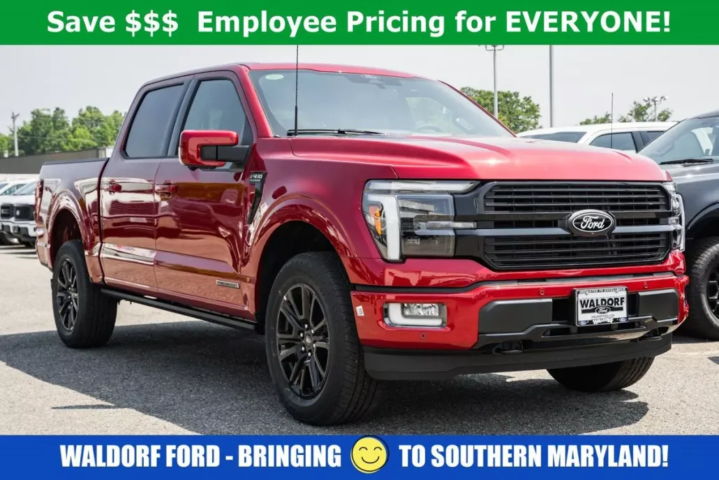 2025 Ford F-150 Platinum photo 1