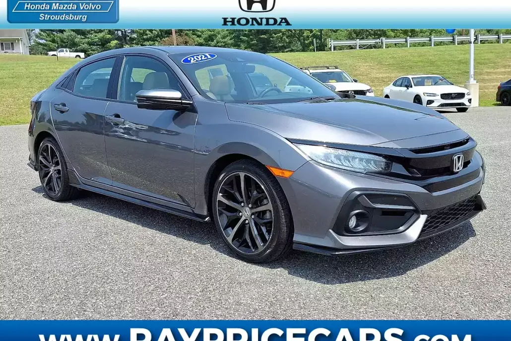 2021 Honda Civic Sport Touring photo 1