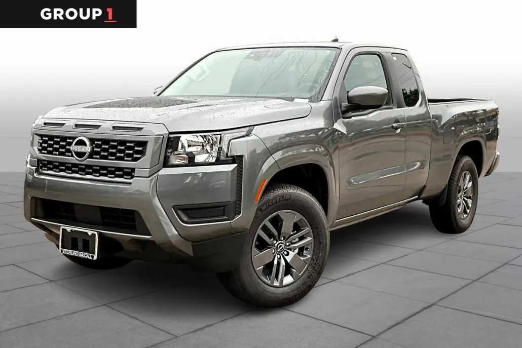 2025 Nissan Frontier SV photo 1