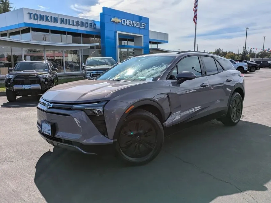 2026 Chevrolet Blazer EV photo 1