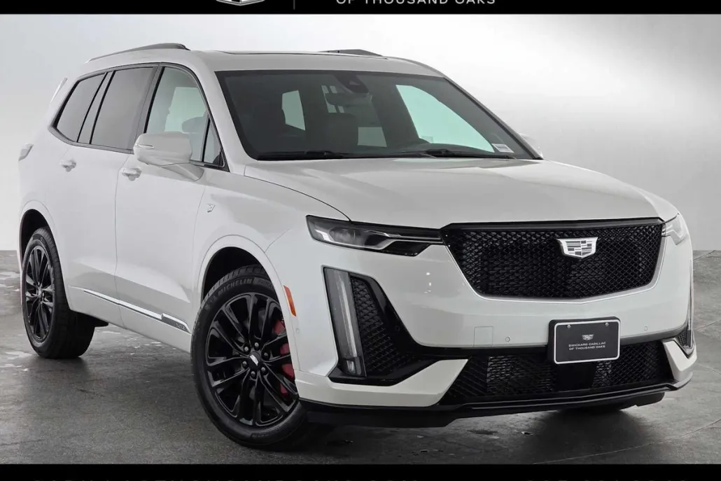 2025 Cadillac XT6 Sport photo 1