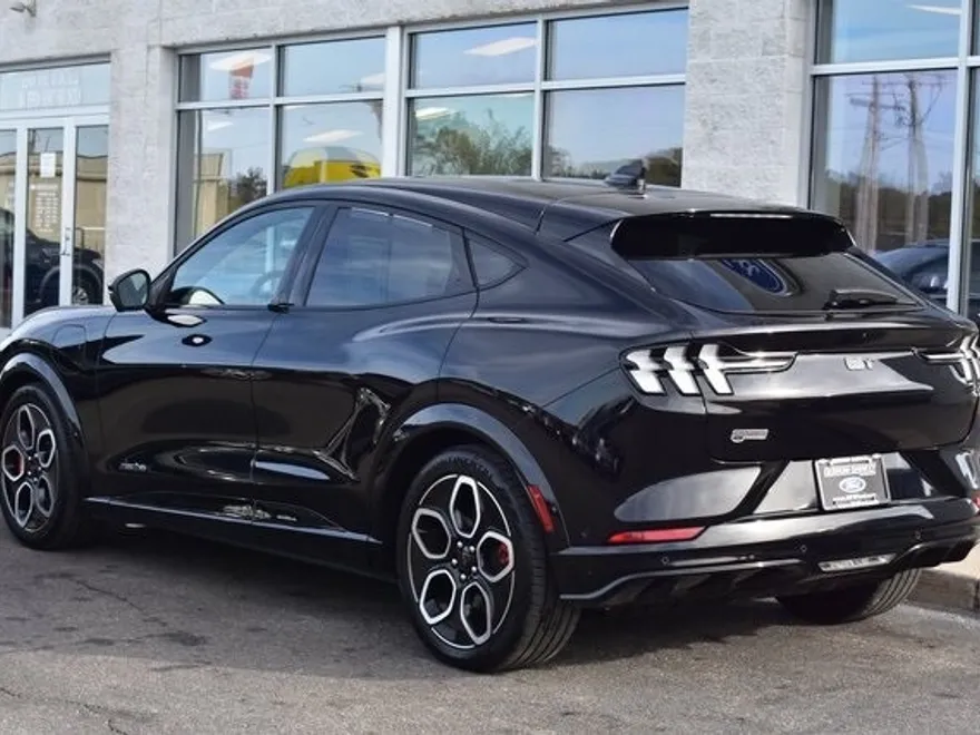 2024 Ford Mustang Mach-E GT photo 1