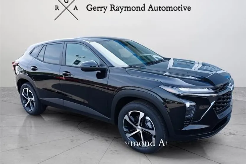 2025 Chevrolet Trax photo 1