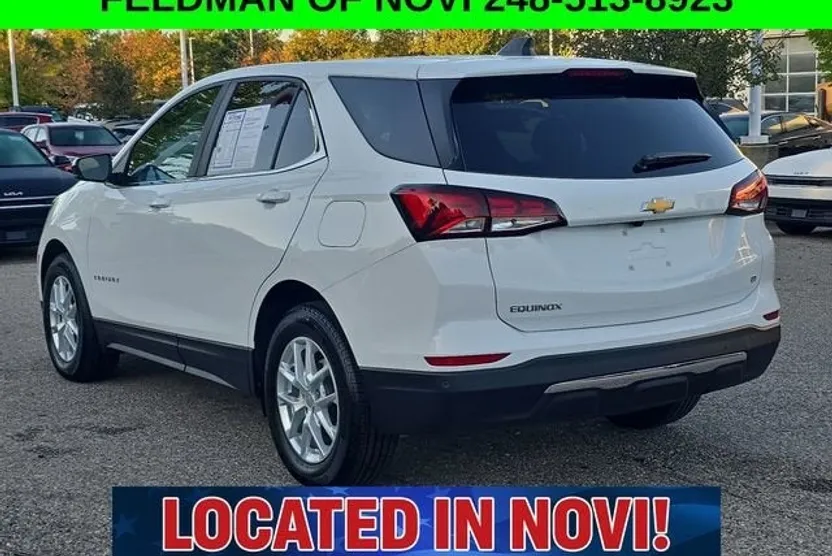 2024 Chevrolet Equinox LT photo 1