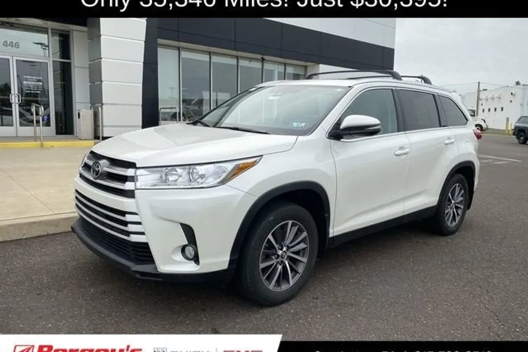 2019 Toyota Highlander XLE photo 1