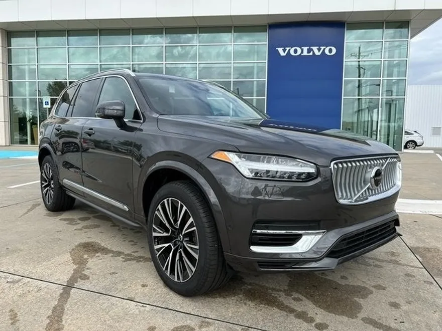 2024 Volvo XC90 Recharge T8 Plus photo 1