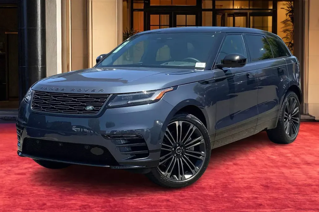 2026 Land Rover Range Rover Velar P400 Dynamic SE photo 1