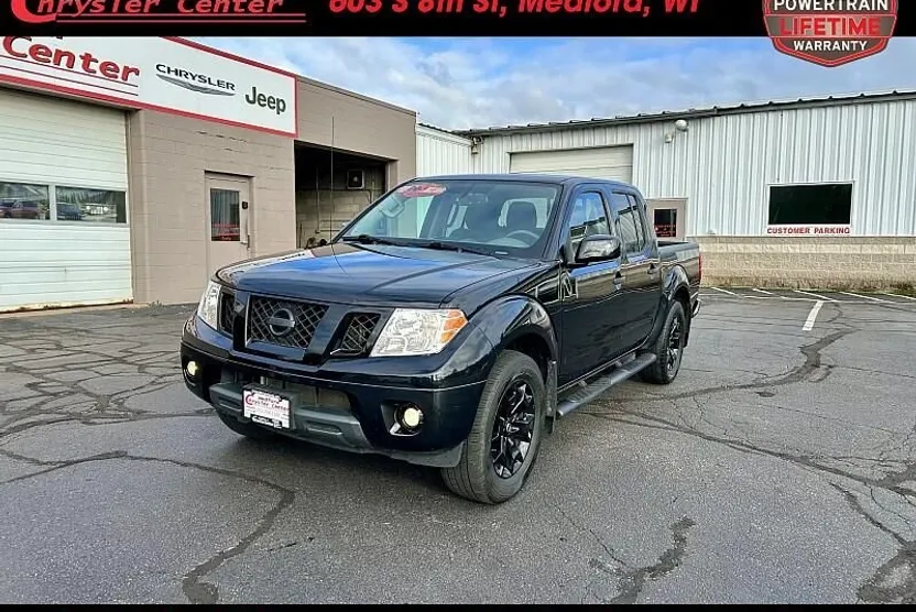 2021 Nissan Frontier Crew Cab photo 1