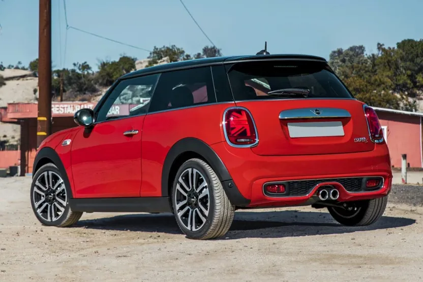2019 Mini Cooper 2 Door Hardtop photo 1