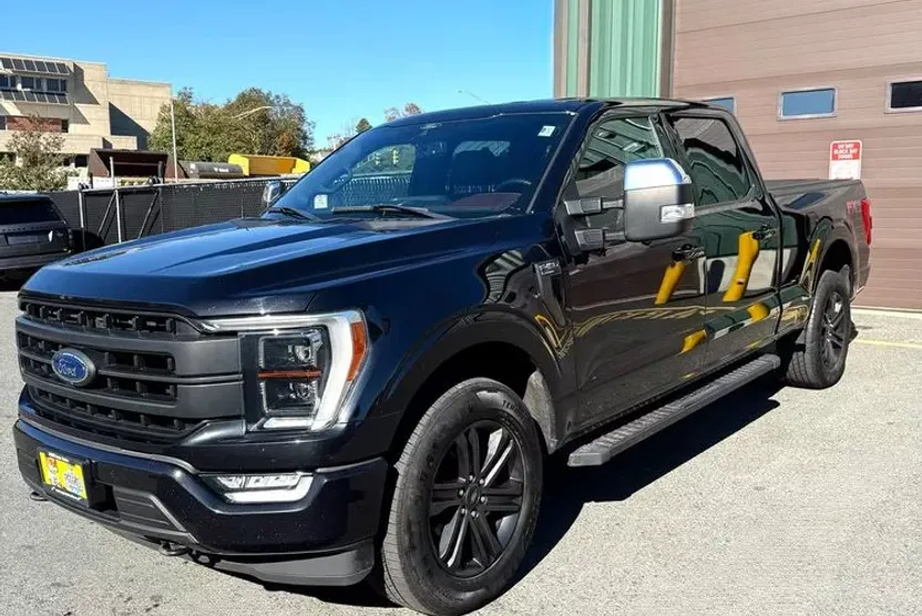 2021 Ford F-150 Lariat photo 1