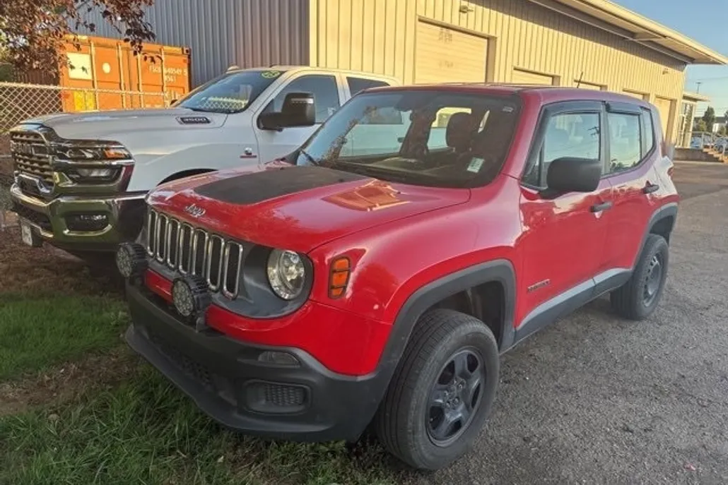 2016 Jeep Renegade Sport photo 1