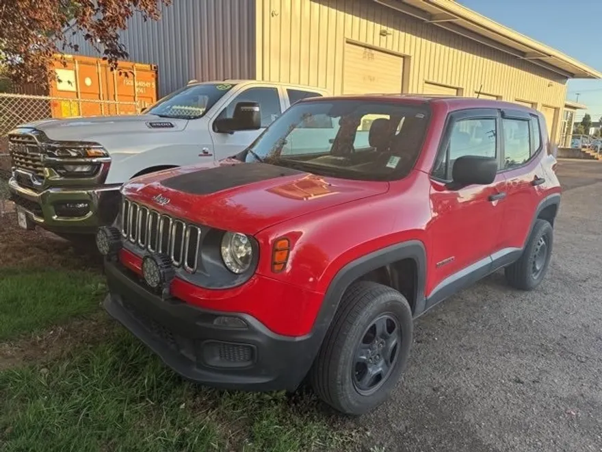 2016 Jeep Renegade Sport photo 1