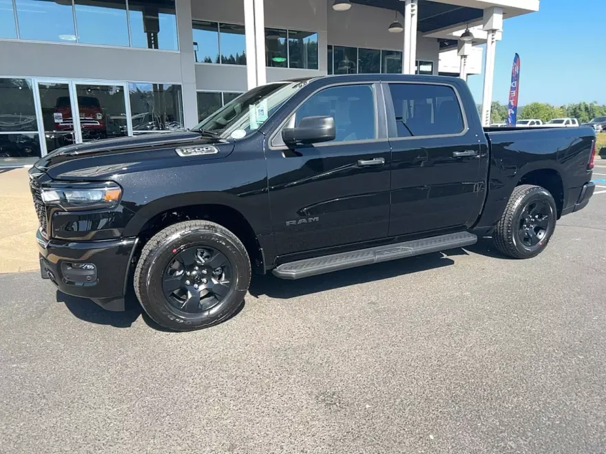 2025 Ram 1500 Tradesman photo 1