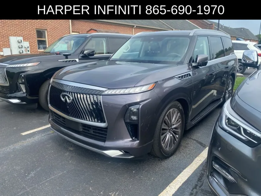 2025 Infiniti QX80 Luxe photo 1