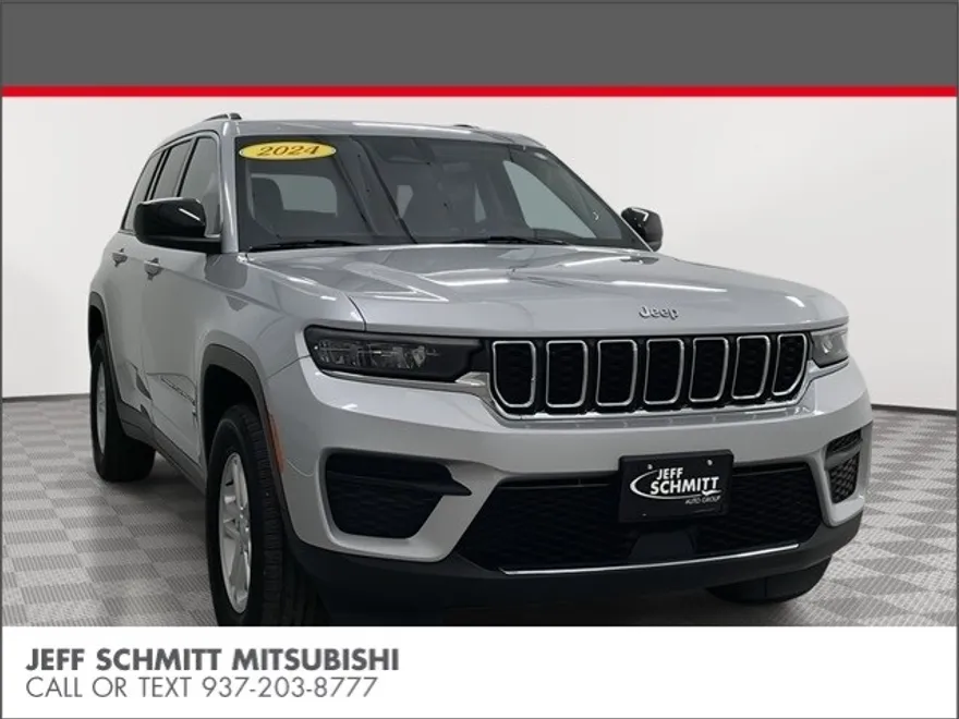 2024 Jeep Grand Cherokee Laredo photo 1
