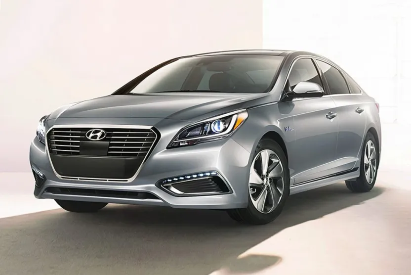 2016 Hyundai Sonata Hybrid SE photo 1