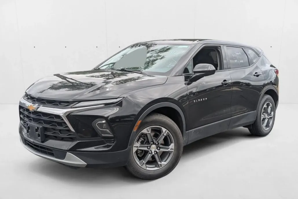 2023 Chevrolet Blazer 2LT photo 1