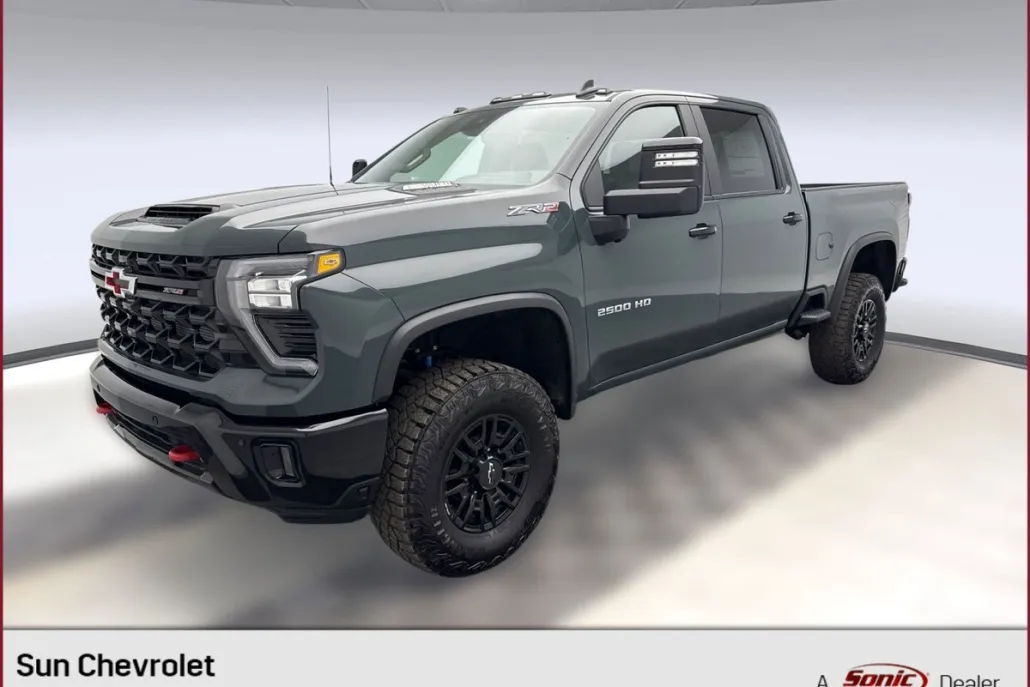 2025 Chevrolet Silverado ZR2 photo 1
