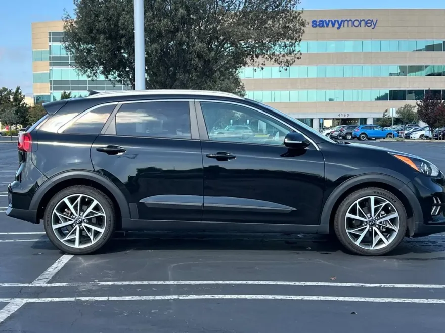 2020 Kia Niro Touring photo 1