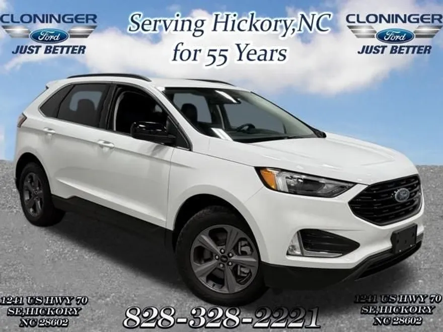 2022 Ford Edge SEL photo 1